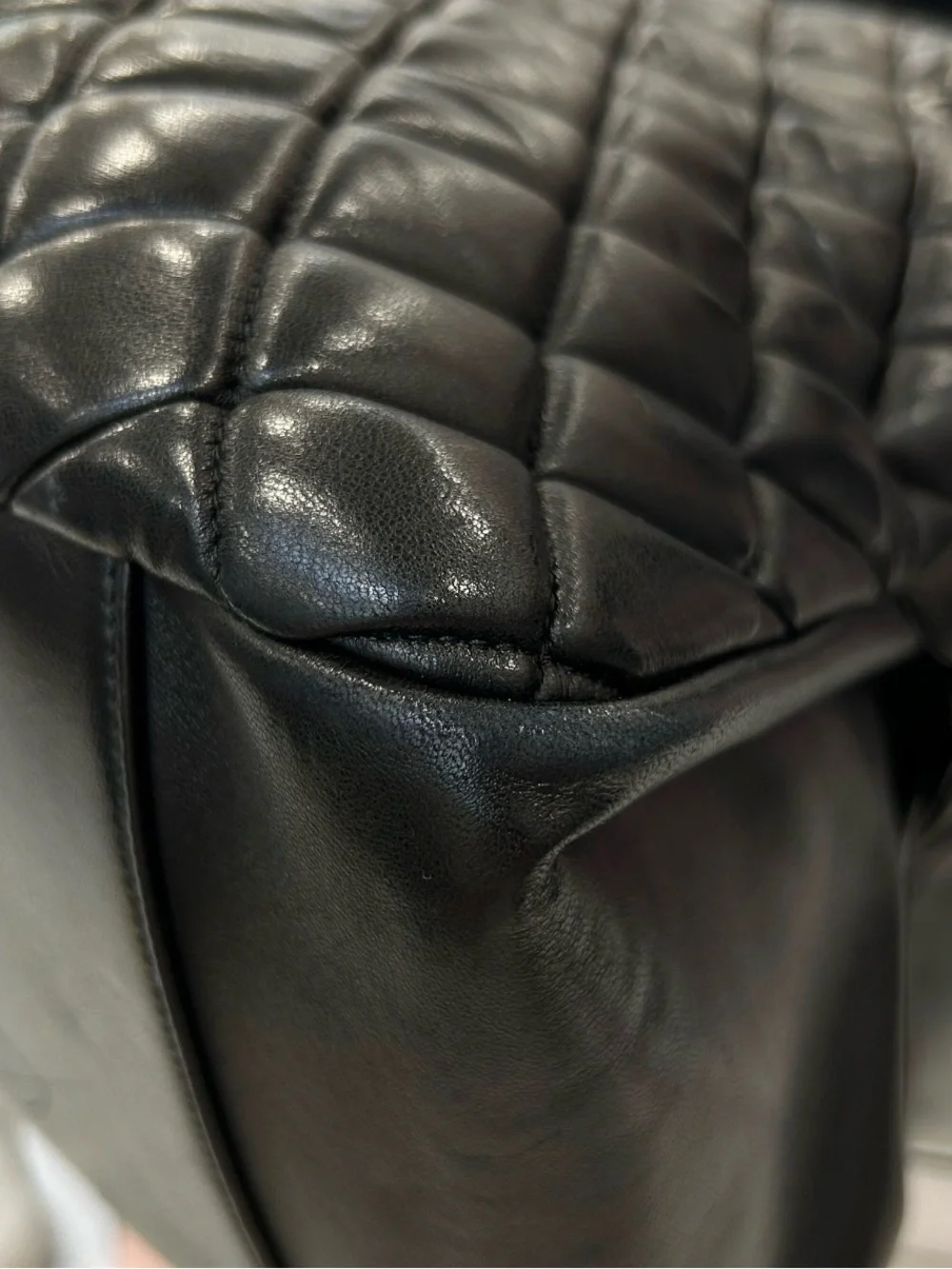 Chanel CC large double zipped Quilted Leather Shoulder Bag